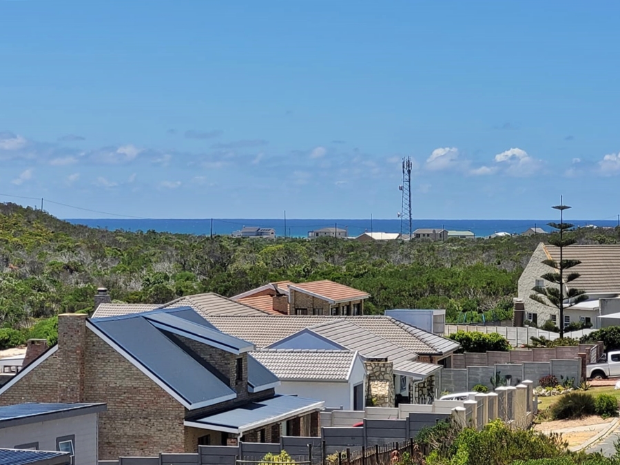 5 Bedroom Property for Sale in Struisbaai Western Cape